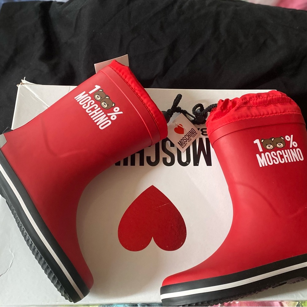 NWTS **Authentic** kids Moschino rain boots - Picture 2 of 6